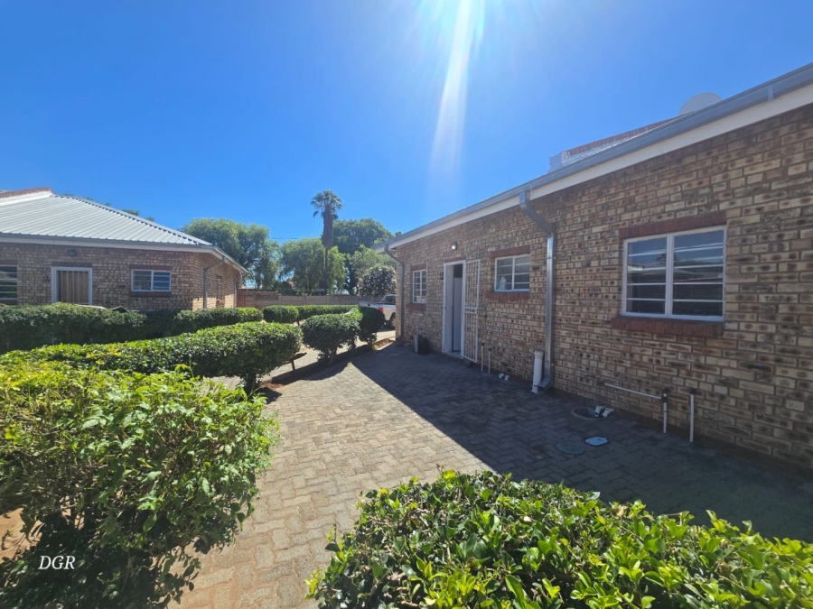 2 Bedroom Property for Sale in Diamant Park Northern Cape